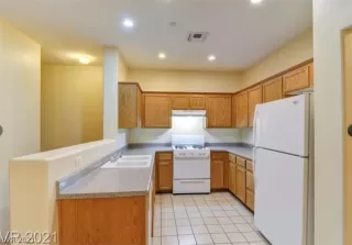 Photo #4: 2291118 Listing 