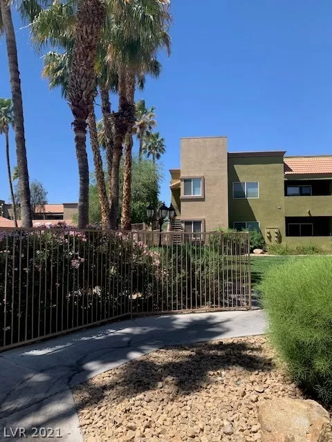 MLS: 2291122 Condo For Sale