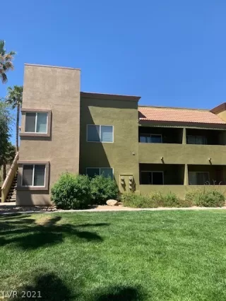 Photo #1: 2291122 Listing