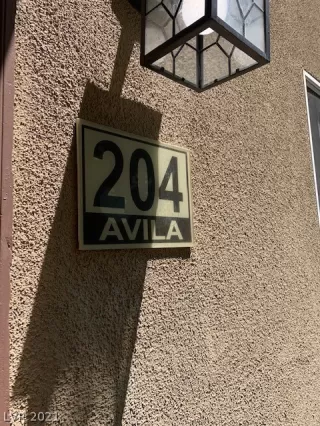 Photo #4: 2291122 Listing