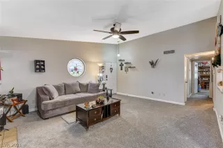 Photo #4: 2291234 Listing