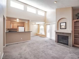 Photo #2: 2291243 Listing