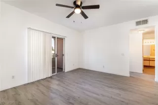 Photo #4: 2291251 Listing