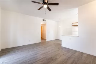 Photo #5: 2291251 Listing