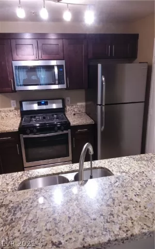 Photo #2: 2291282 Listing 