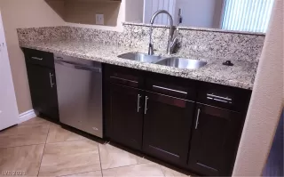 Photo #5: 2291282 Listing 