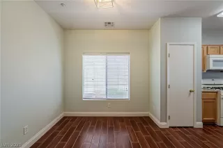 Photo #6: 2291285 Listing