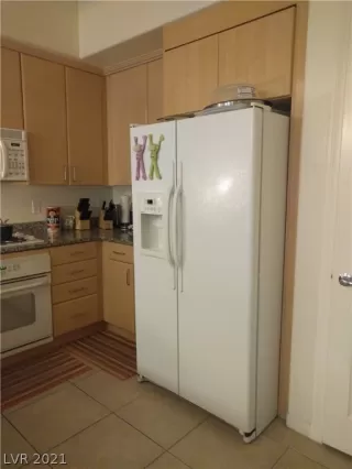 Photo #3: 2291286 Listing