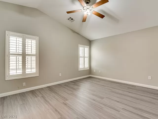 MLS: 2291296 Condo For Sale