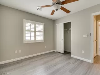 Photo #6: 2291296 Listing