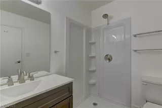 Photo #6: 2291307 Listing 