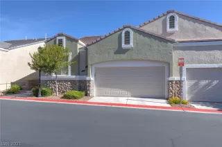 Photo #1: 2291309 Listing 