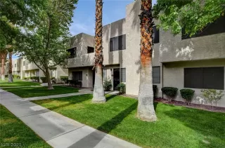 Photo #1: 2291318 Listing 