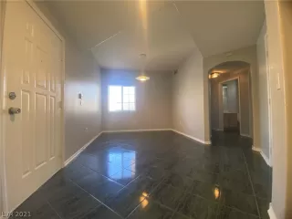 Photo #3: 2291327 Listing 