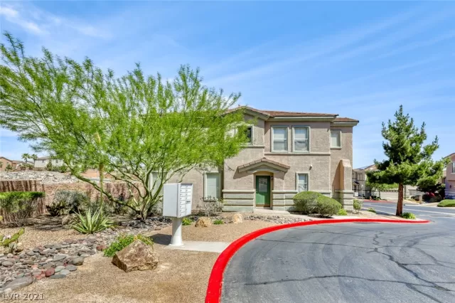 MLS: 2291347 Condo For Sale