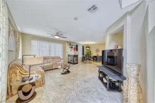 Photo #6: 2291347 Listing 