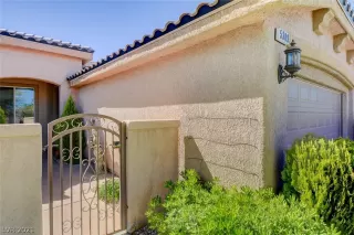 Photo #1: 2291355 Listing 