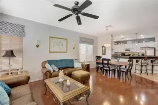 Photo #4: 2291355 Listing 