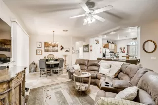 Photo #5: 2291360 Listing