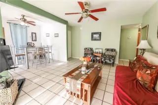 Photo #1: 2291406 Listing 