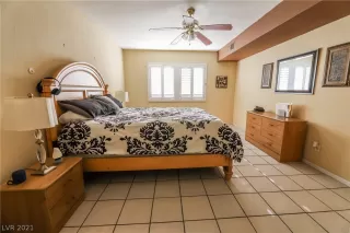 Photo #5: 2291406 Listing 