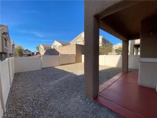 Photo #2: 2291407 Listing