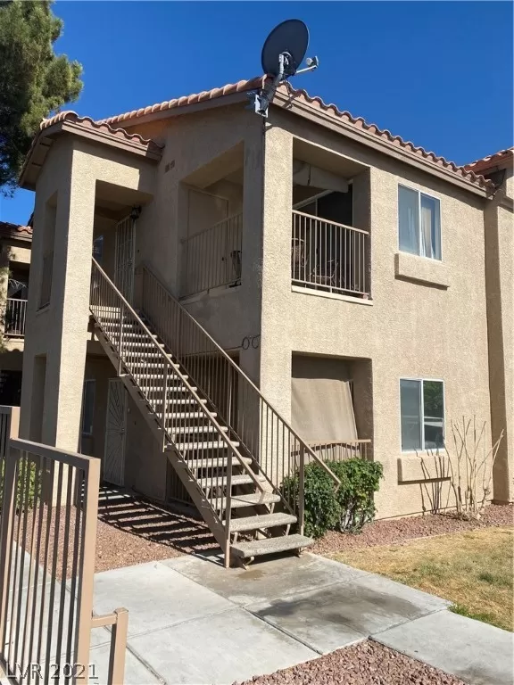 MLS: 2291431 Condo For Sale