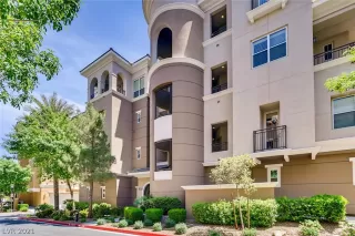 Photo #3: 2291432 Listing