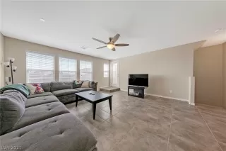 Photo #3: 2291447 Listing 
