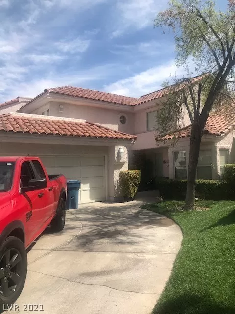 MLS: 2291466 Condo For Sale