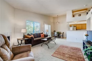 Photo #1: 2291472 Listing