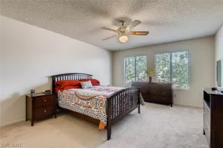 Photo #4: 2291472 Listing