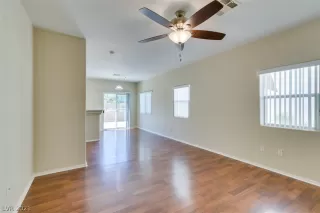 Photo #5: 2291476 Listing 