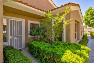 Photo #5: 2291482 Listing 