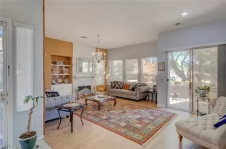 Photo #6: 2291482 Listing 