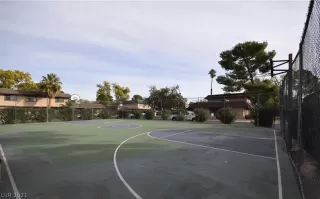 Photo #2: 2291515 Listing