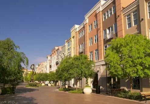 MLS: 2291536 Condo For Sale