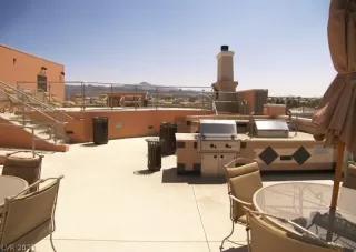 Photo #2: 2291536 Listing 