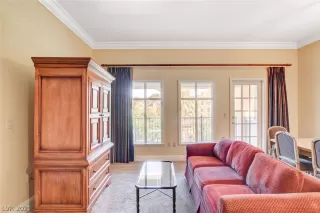Photo #3: 2291541 Listing
