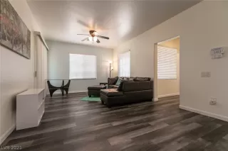 Photo #3: 2291544 Listing 