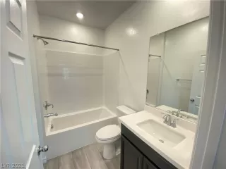 Photo #4: 2291546 Listing 