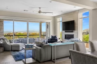 Photo #5: 2291554 Listing