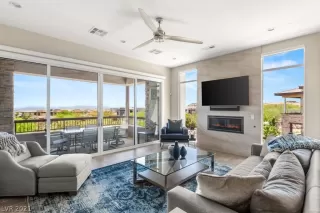 Photo #6: 2291554 Listing