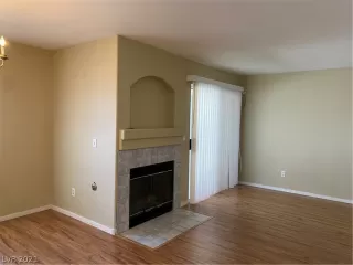 Photo #3: 2291564 Listing 