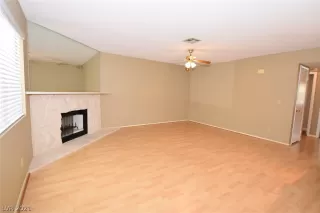 Photo #5: 2291594 Listing 