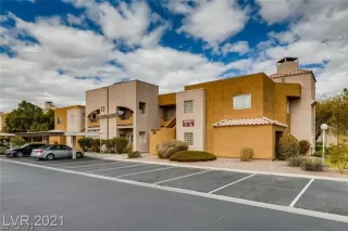 Photo #1: 2291607 Listing 