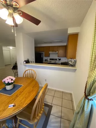 Photo #6: 2291607 Listing 