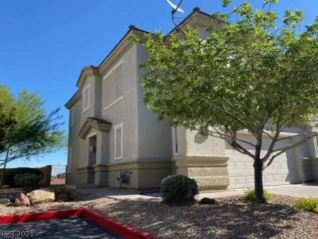 MLS: 2291623 Condo For Sale