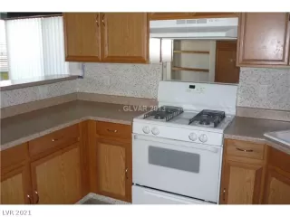 Photo #3: 2291631 Listing 