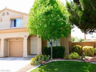 Photo #1: 2291658 Listing